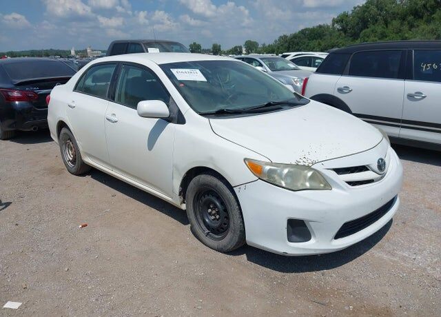 2011 TOYOTA Corolla