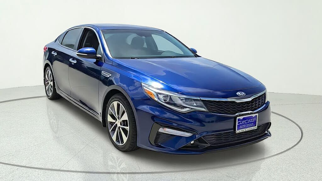 2019 KIA Optima