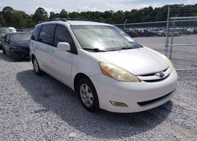 2007 TOYOTA Sienna