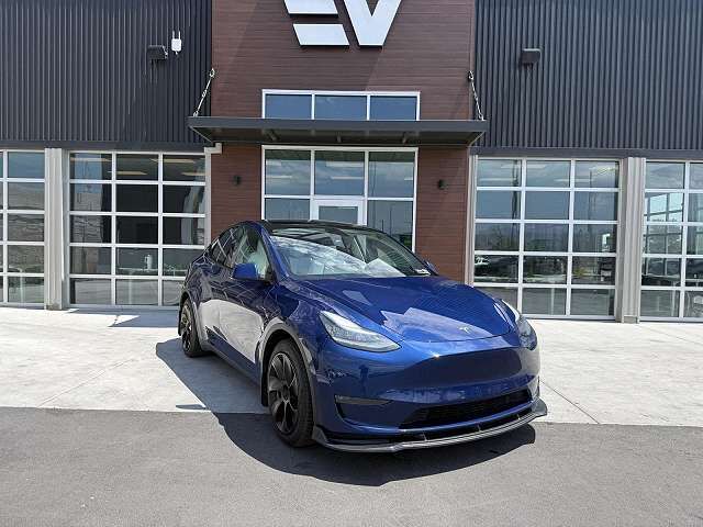 2020 TESLA Model Y
