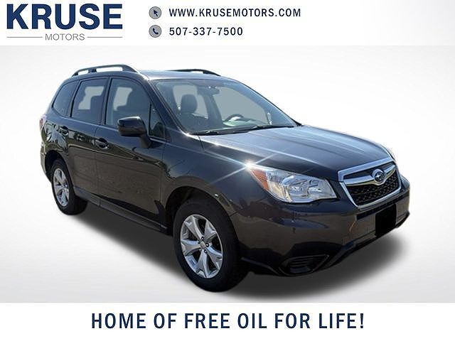 2016 SUBARU Forester