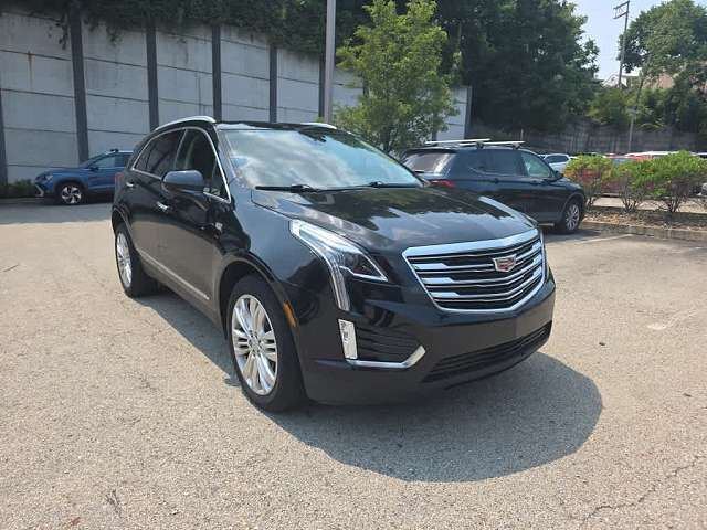 2017 CADILLAC XT5