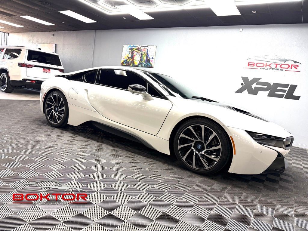 2015 BMW i8