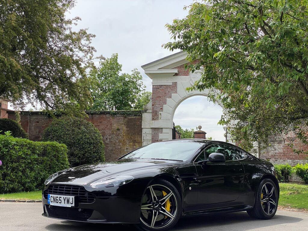 Aston Martin V8 Vantage