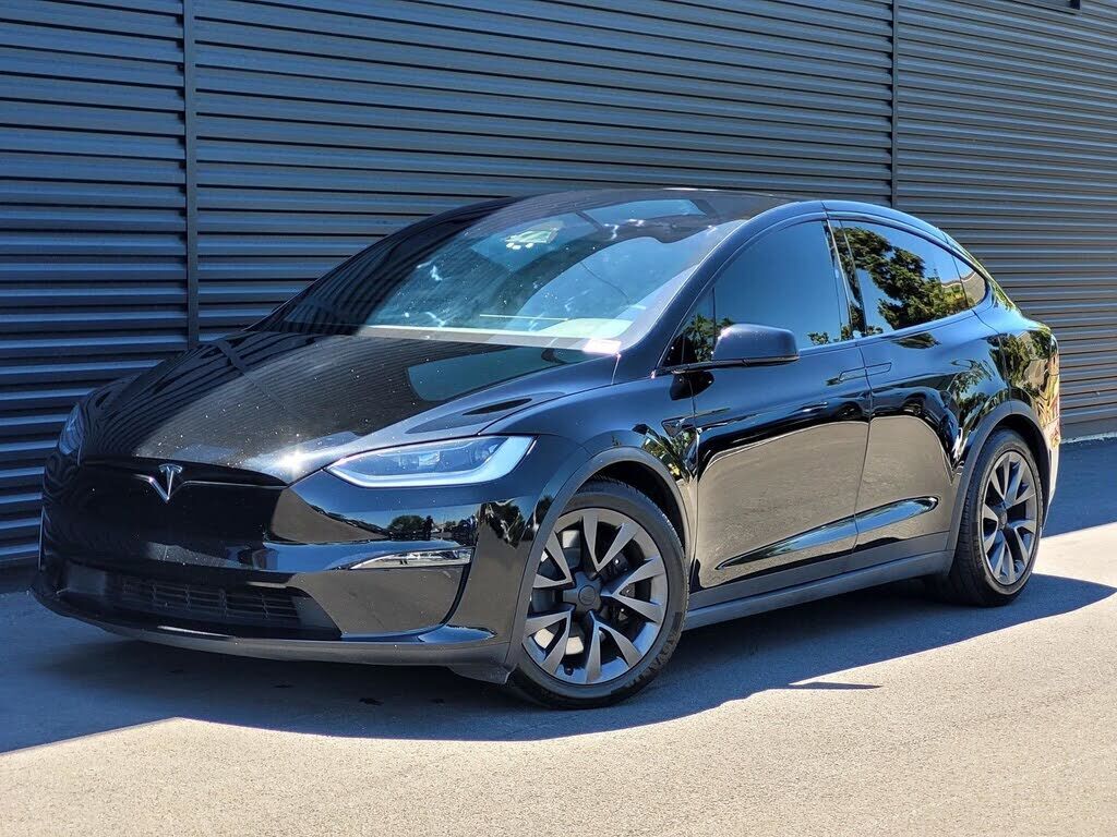 2024 TESLA Model X