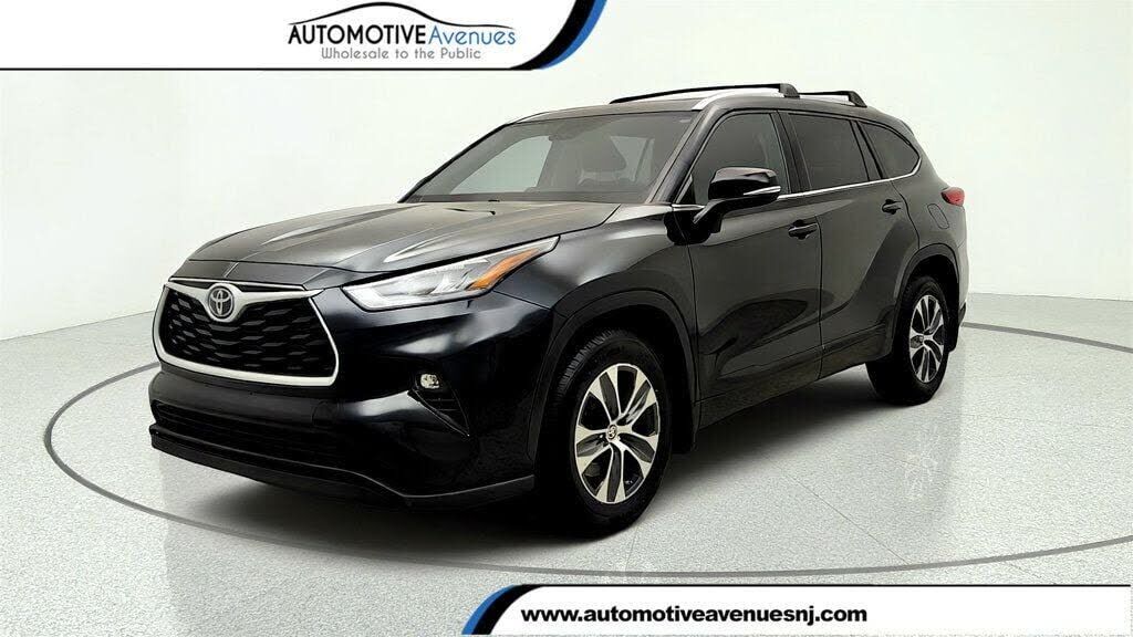 2020 TOYOTA Highlander