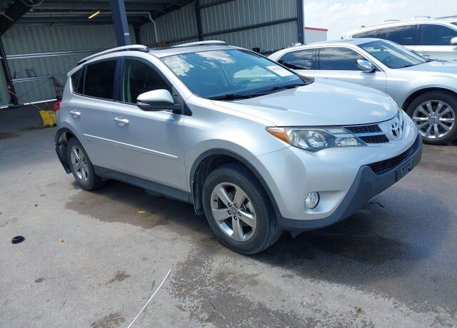 2015 TOYOTA RAV4