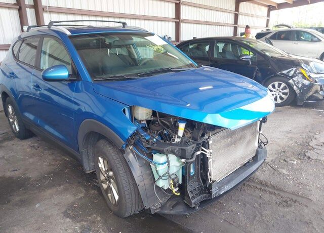 2016 HYUNDAI Tucson