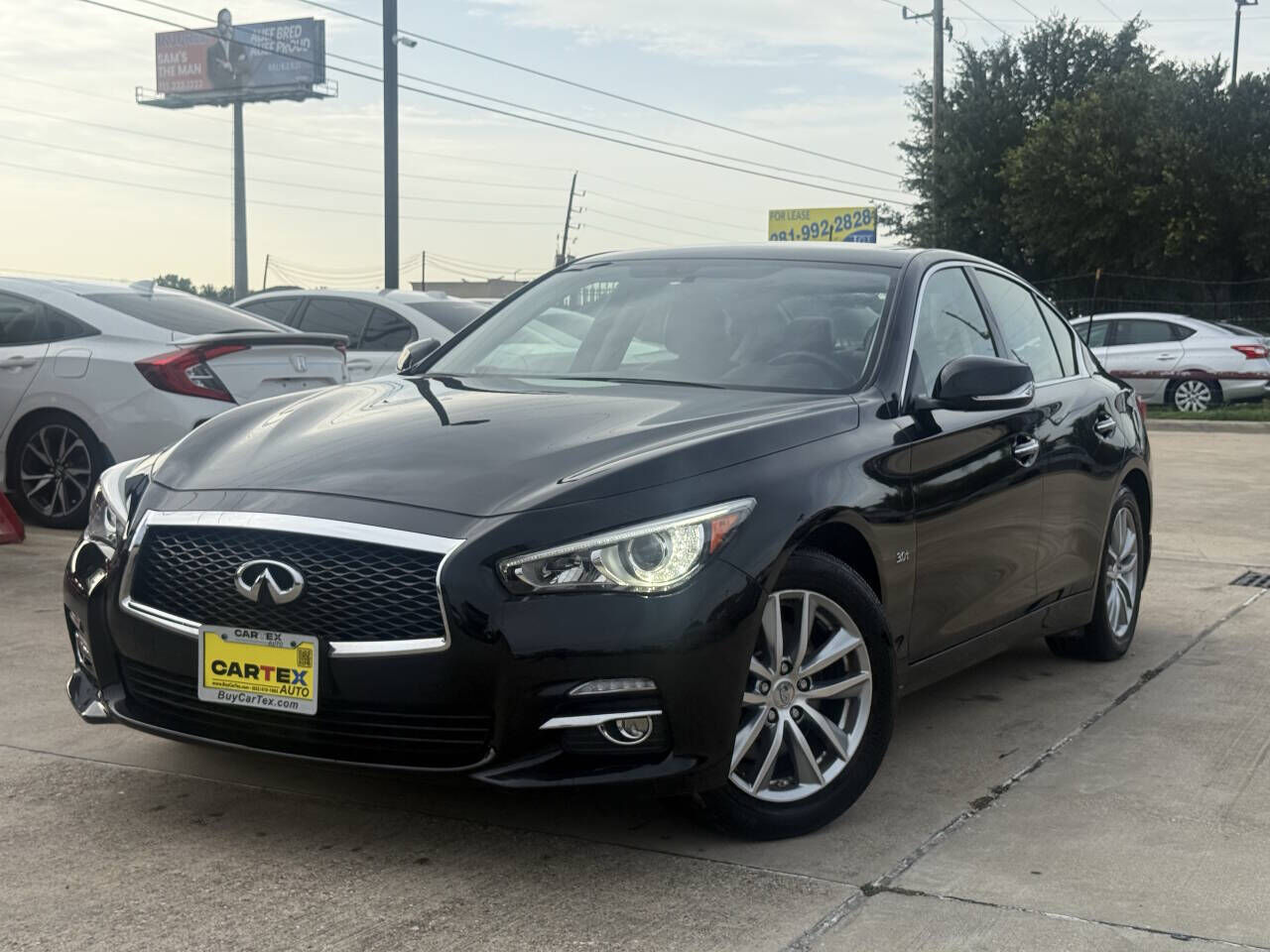 2017 INFINITI Q50