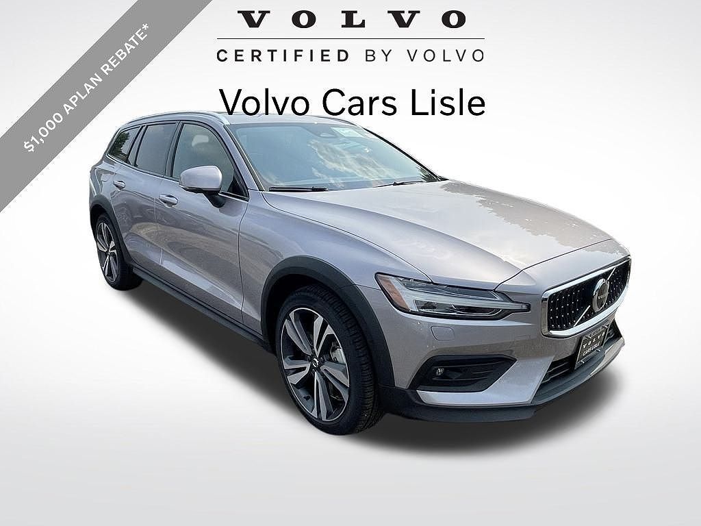 2026 VOLVO V60CC
