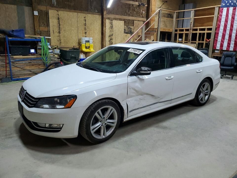 2015 VOLKSWAGEN Passat
