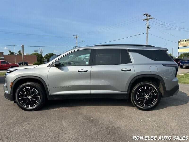 2025 CHEVROLET Traverse