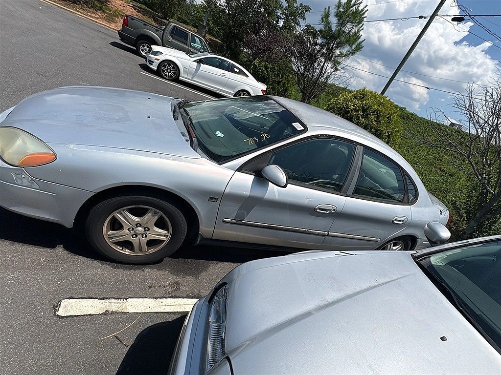 2000 FORD Taurus