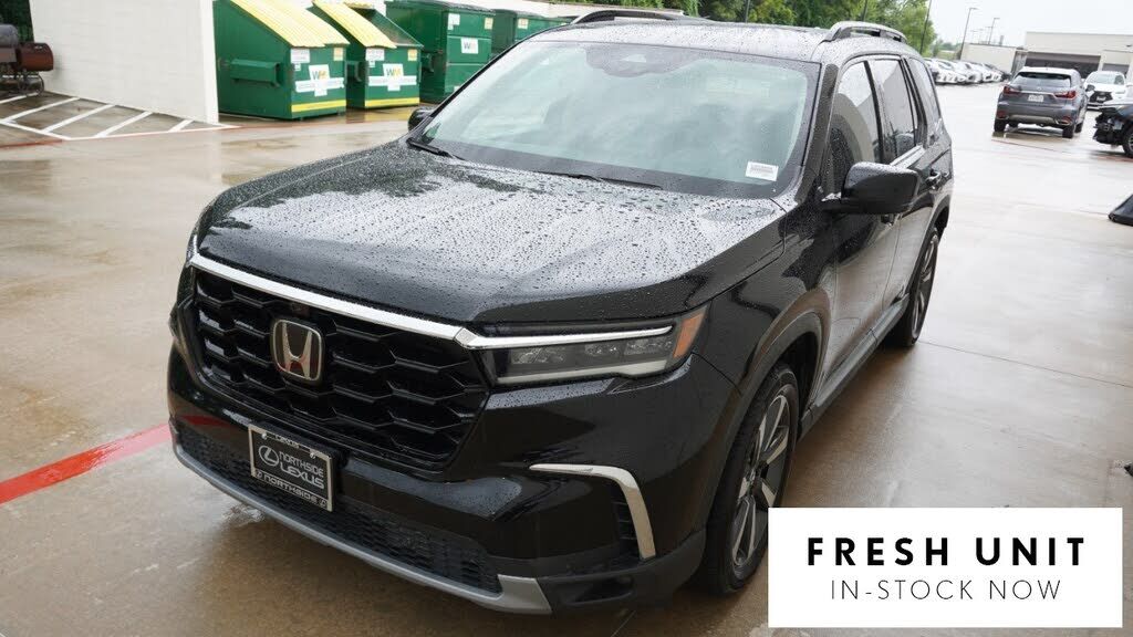 2023 HONDA Pilot