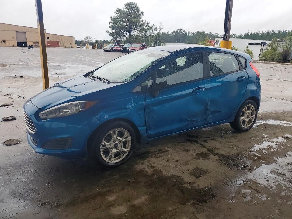 2015 FORD Fiesta