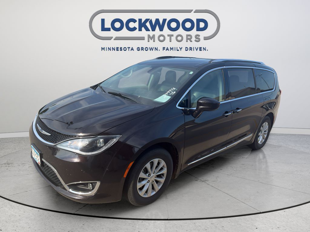 2019 CHRYSLER Pacifica