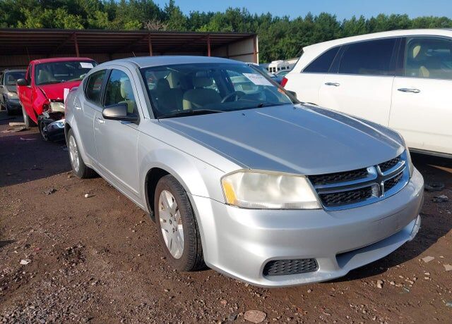 2012 DODGE Avenger
