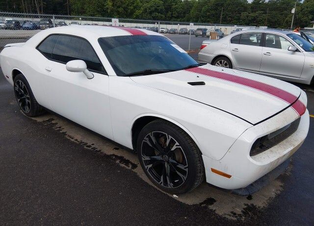 2013 DODGE Challenger