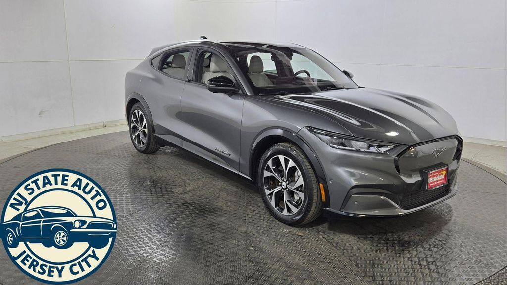 2021 FORD Mach-E