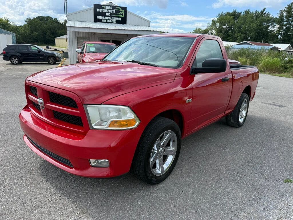2012 DODGE Ram