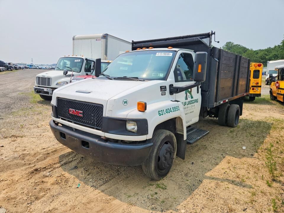 2003 GMC C5