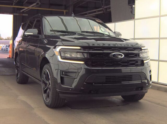 2022 FORD Expedition