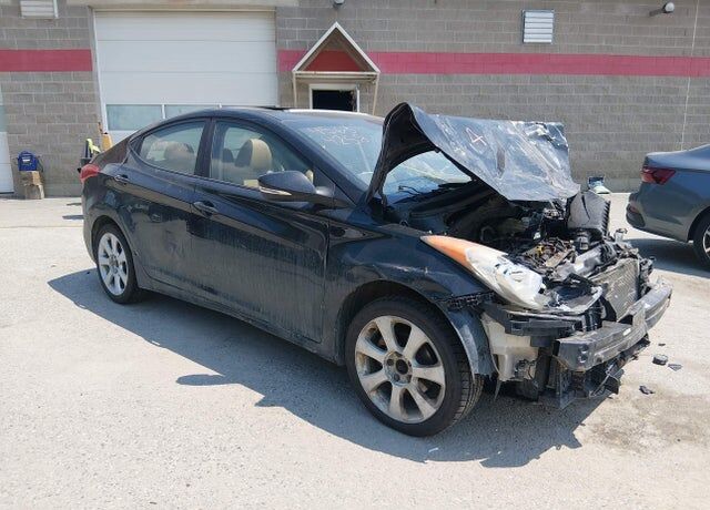 2011 HYUNDAI Elantra