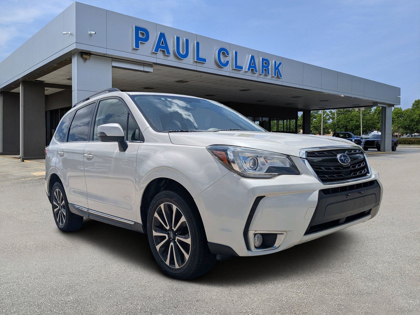 2017 SUBARU Forester