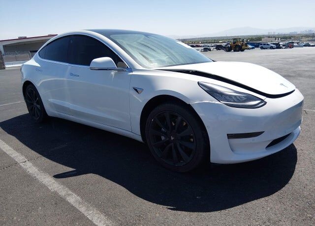 2020 TESLA Model 3