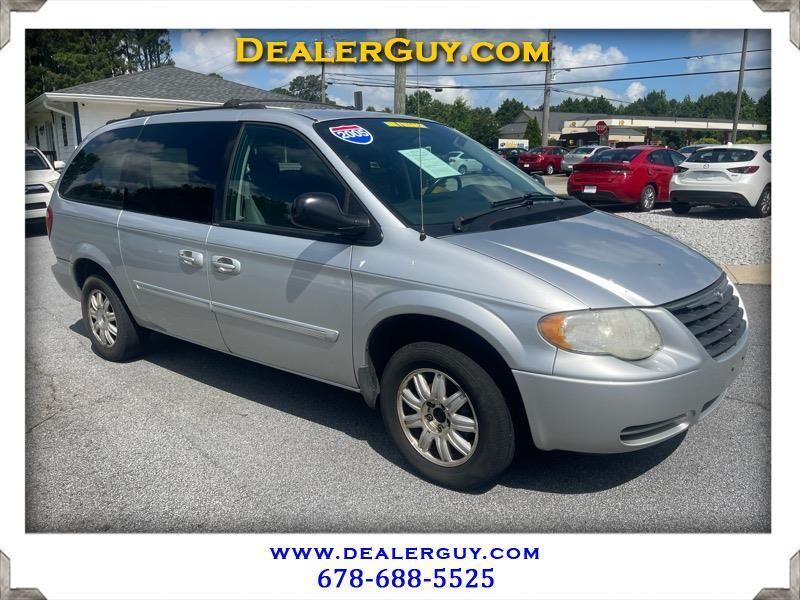 2005 CHRYSLER Town and Country