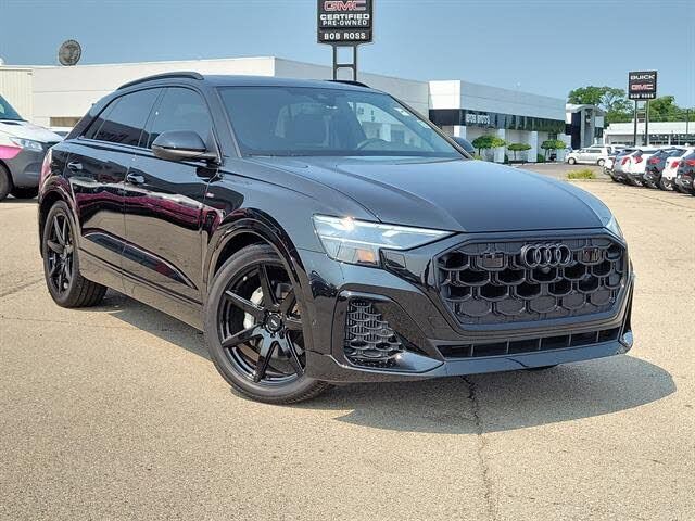 2025 AUDI Q8