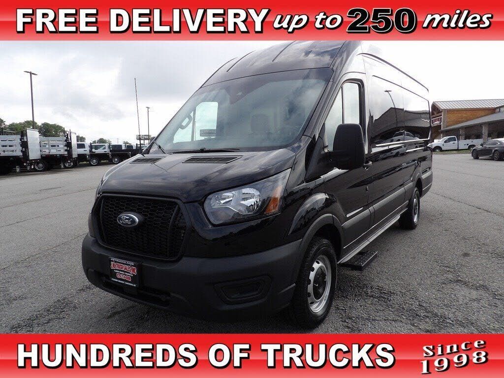 2023 FORD Transit