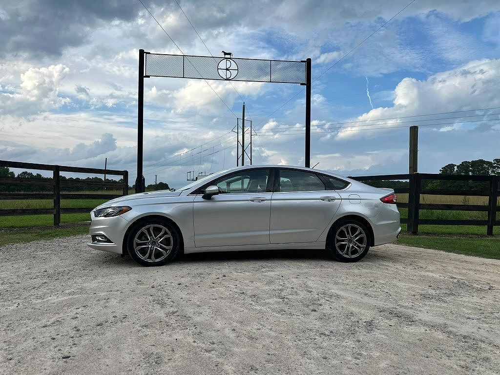 2017 FORD Fusion