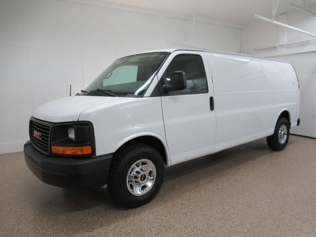 2014 GMC Savana