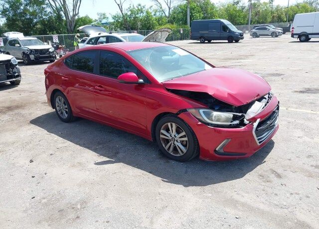 2017 HYUNDAI Elantra