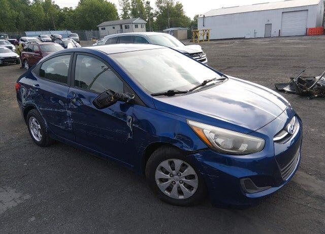 2015 HYUNDAI Accent