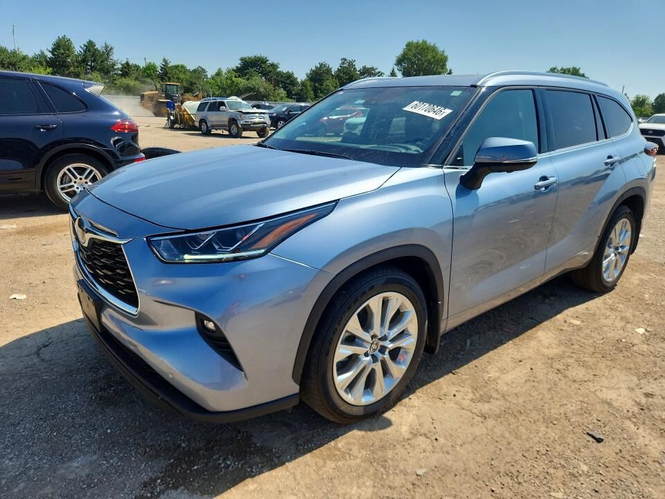 2024 TOYOTA Highlander