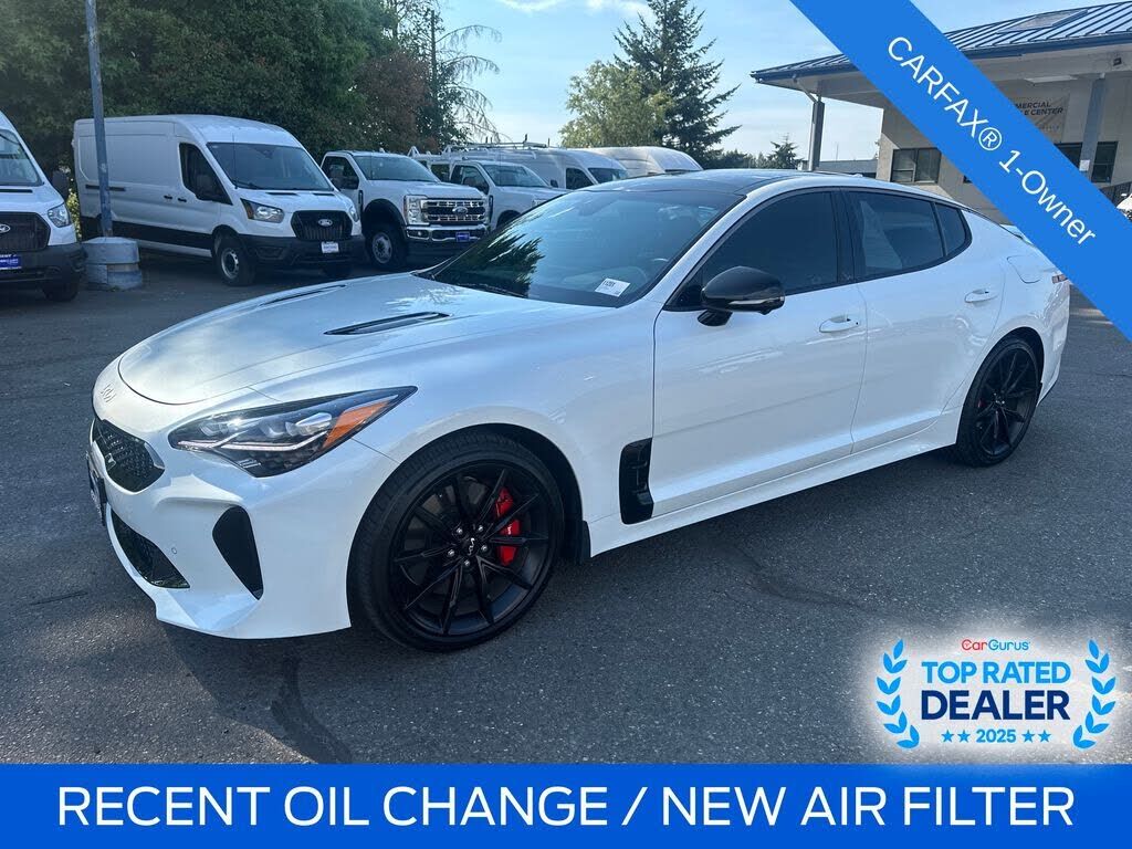 2022 KIA Stinger