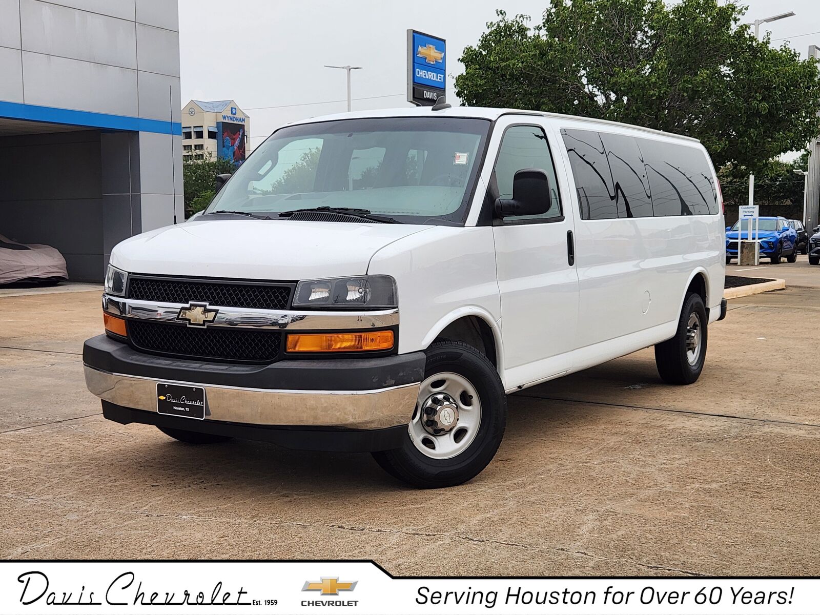 2017 CHEVROLET Express