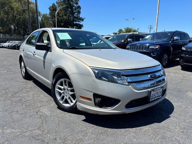 2010 FORD Fusion