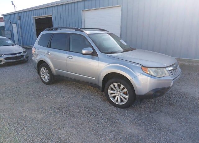 2013 SUBARU Forester