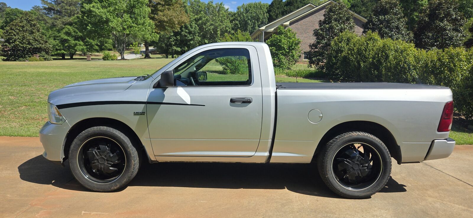 2012 DODGE Ram