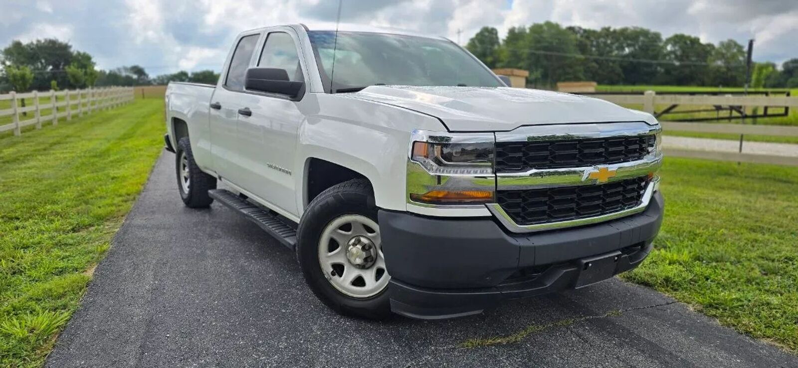 2018 CHEVROLET Silverado