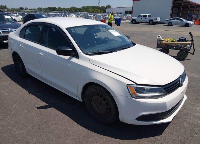 2012 VOLKSWAGEN Jetta