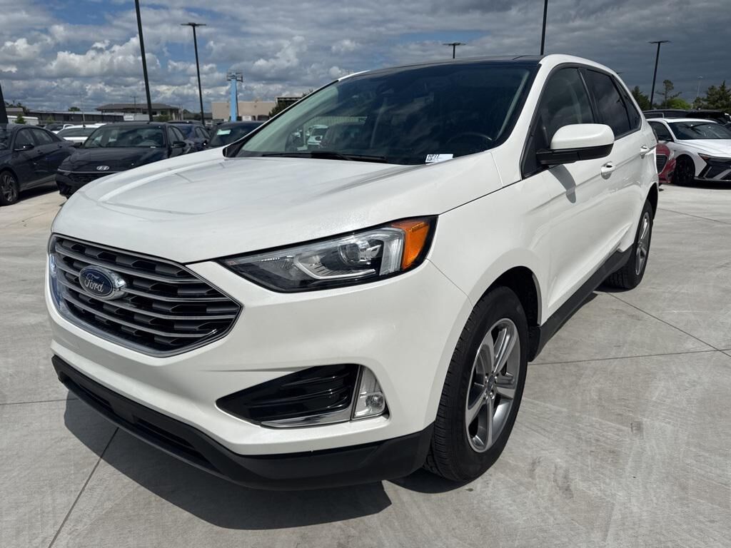 2022 FORD Edge