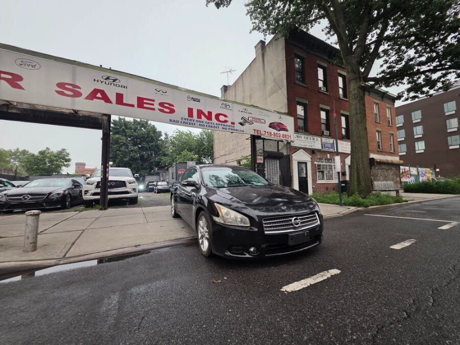 2011 NISSAN Maxima