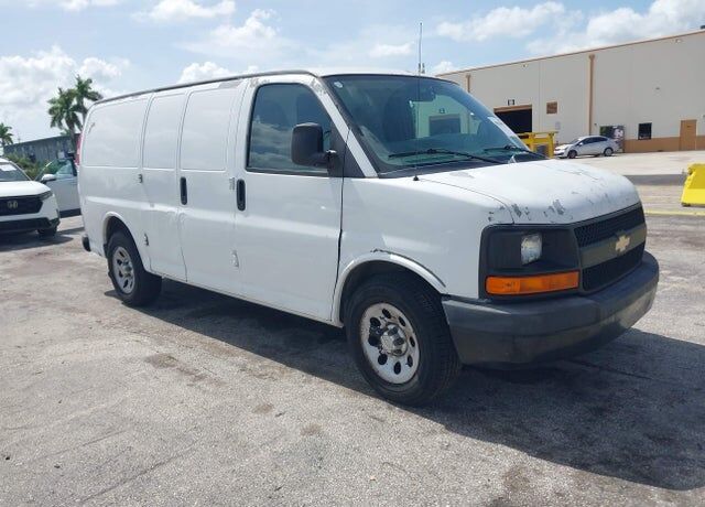 2012 CHEVROLET Express