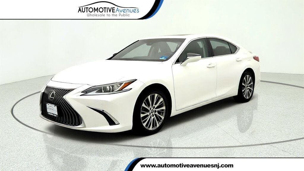 2021 LEXUS ES