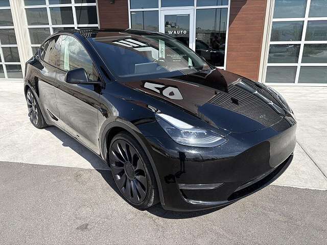 2024 TESLA Model Y