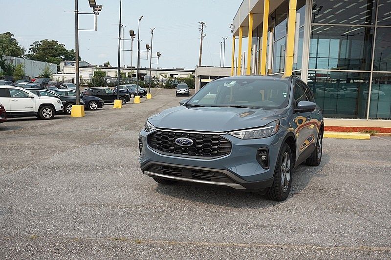 2025 FORD Escape